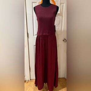 NWT Taylor Elegant Burgundy Sleeveless Dress Size Large